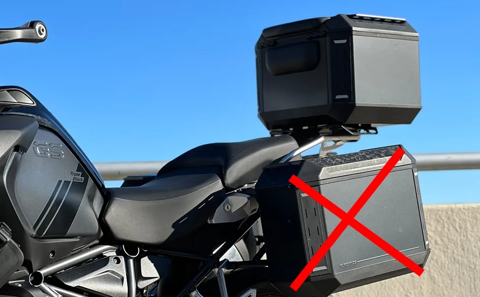 Furchtlos-Ranger-ADV-Alu-Topcase-Aero-50-Liter-anthrazit-schwarz-FU08TCXX005001EX-100032-am-Motorrad Furchtlos RANGER ADV Alu Topcase Aero - 50 Liter - anthrazit-schwarz