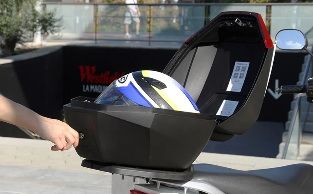 Furchtlos SHIELD S Luxe Topcase - 35 Liter - schwarz/silber - inkl. Montagekit